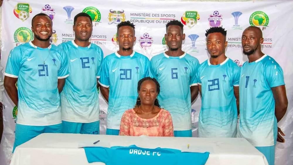 دادجي البنيني يعلن تعاقده مع 6 لاعبين قبل مواجهة نهضة بركان في كأس الكونفدرالية