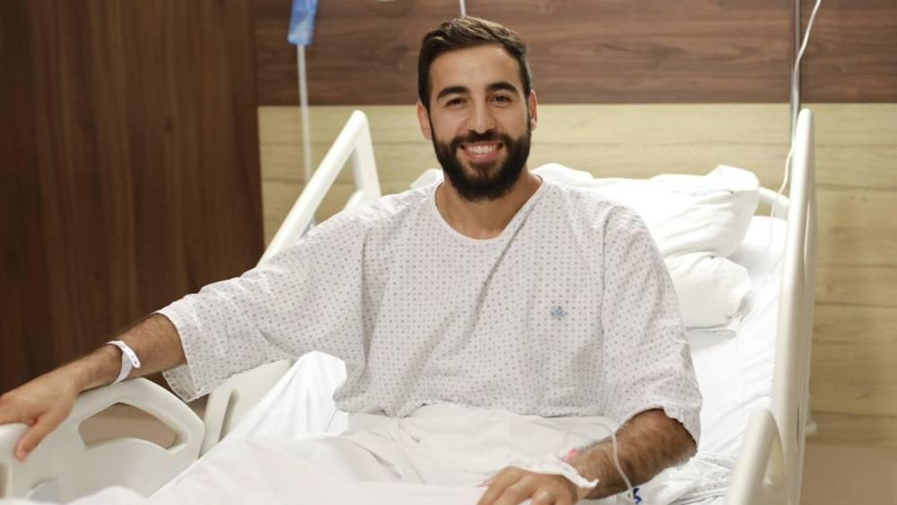 بلال بقالي الغائب عن مونديال "الفوتسال" بداعي الإصابة للاعبي المنتخب المغربي: "فخورون بكم سلفاً ونحن جميعاً خلفكم"