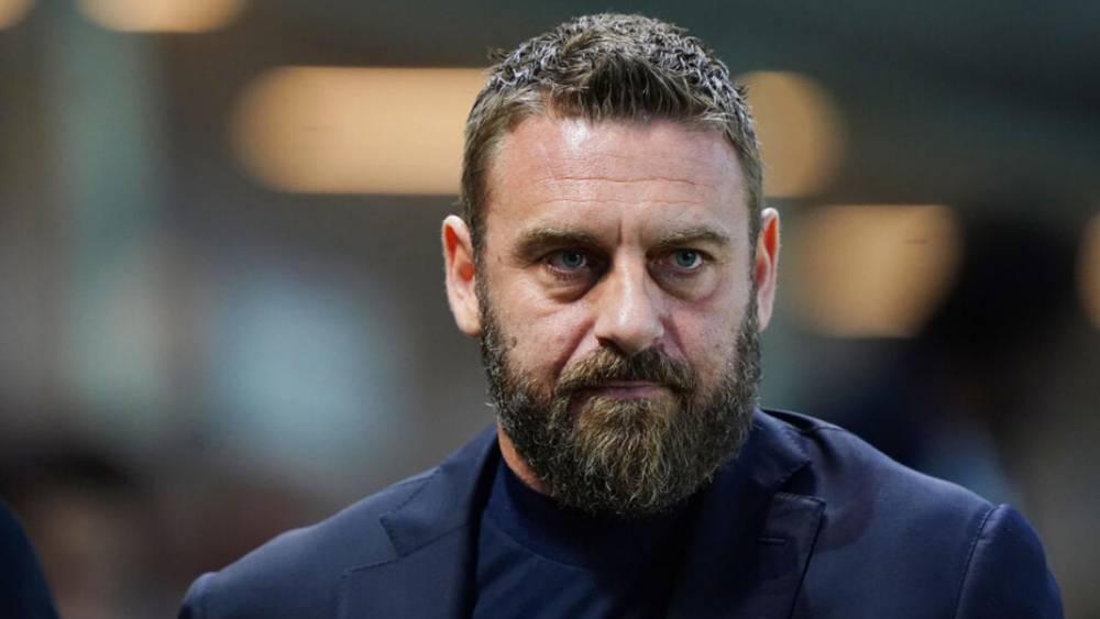 رسميا/ روما يعلن إقالة مدربه دي روسي من منصبه بسبب سوء النتائج