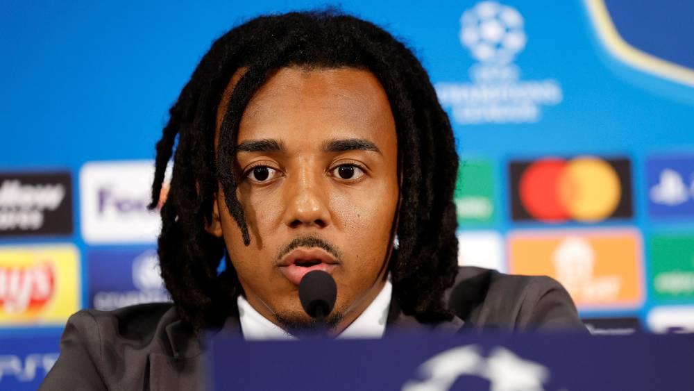 كوندي: "حين تلعب في برشلونة الهدف يكون هو الفوز بدوري الأبطال"