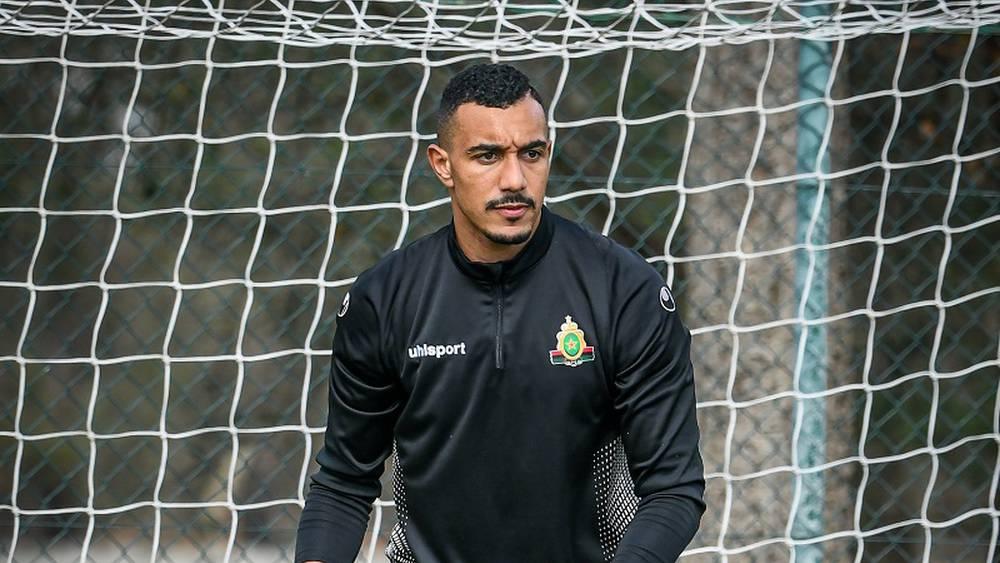 الجيش الملكي يلحق بنعبيد بفريق الأمل بسبب رفضه الجلوس في دكة البدلاء خلال مباراة المريخ السوداني