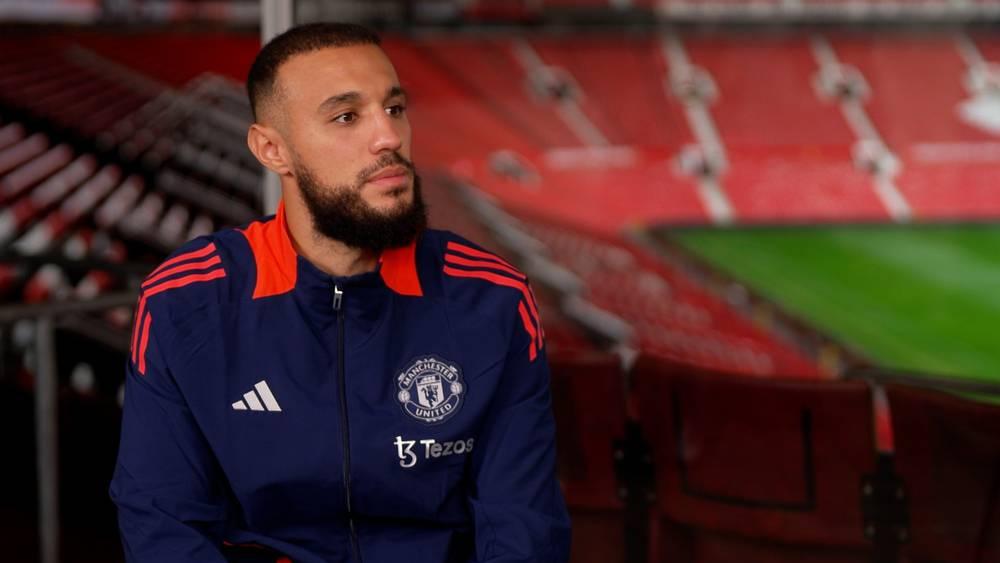 مزراوي: "أنام باكرا وأتفادى السهر أو الخروج مع الأصدقاء لتناول البيتزا"