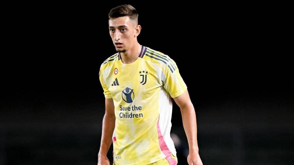 مدرب يوفنتوس يؤكد أن المغربي الأصل جوناس روحي سيبدأ أساسيا لأول مرة غدا ضد جنوى