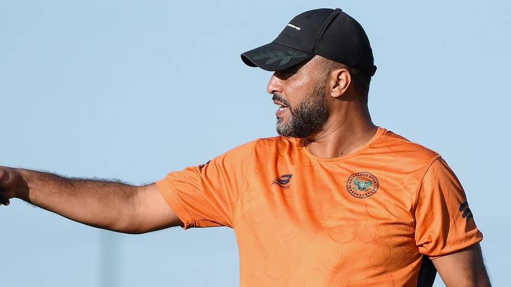 الشعباني: "يلزمُنا نفس طوِيل في البطولة والعودة بنقطة من ميدان الجيش الملكي جيدة"