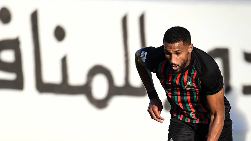 الجيش الملكي يعلن غياب لاعبه العربي الناجي لقرابة أسبوع عن الملاعب بسبب الإصابة