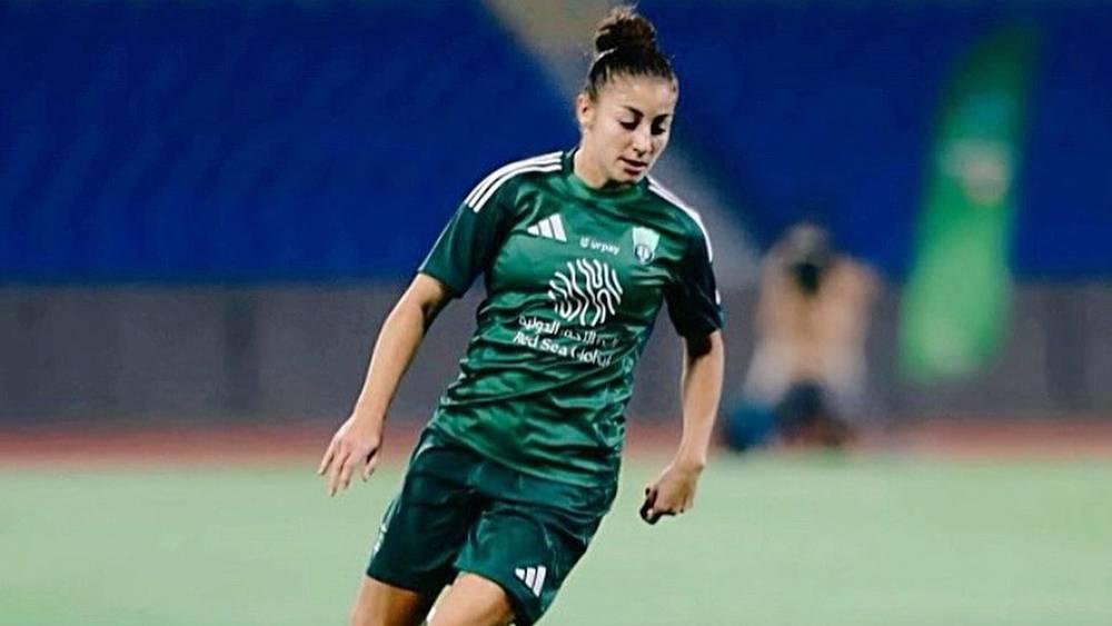 بعد تألقها في أول ظهور لها رفقة الأهلي.. نهلة النقاش حاضرة في التشكيلة المثالية للجولة الأولى من الدوري السعودي للسيدات
