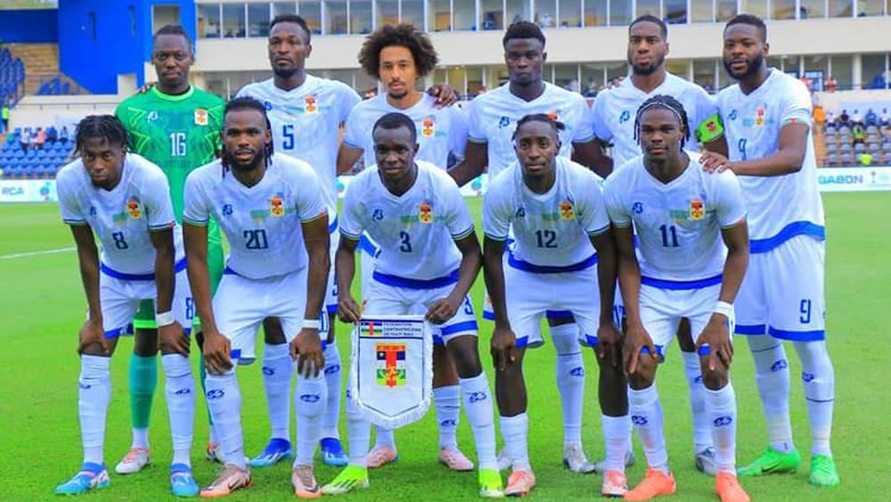 مدرب أفريقيا الوسطى يكشف عن قائمته لمبارتي المغرب في تصفيات "كان 2025"