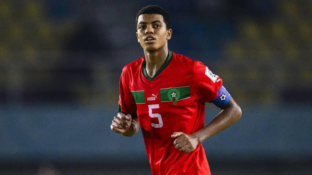 آيت بودلال: "فخور جدًا باستدعائي لأول مرة إلى قائمة المنتخب المغربي الأول"