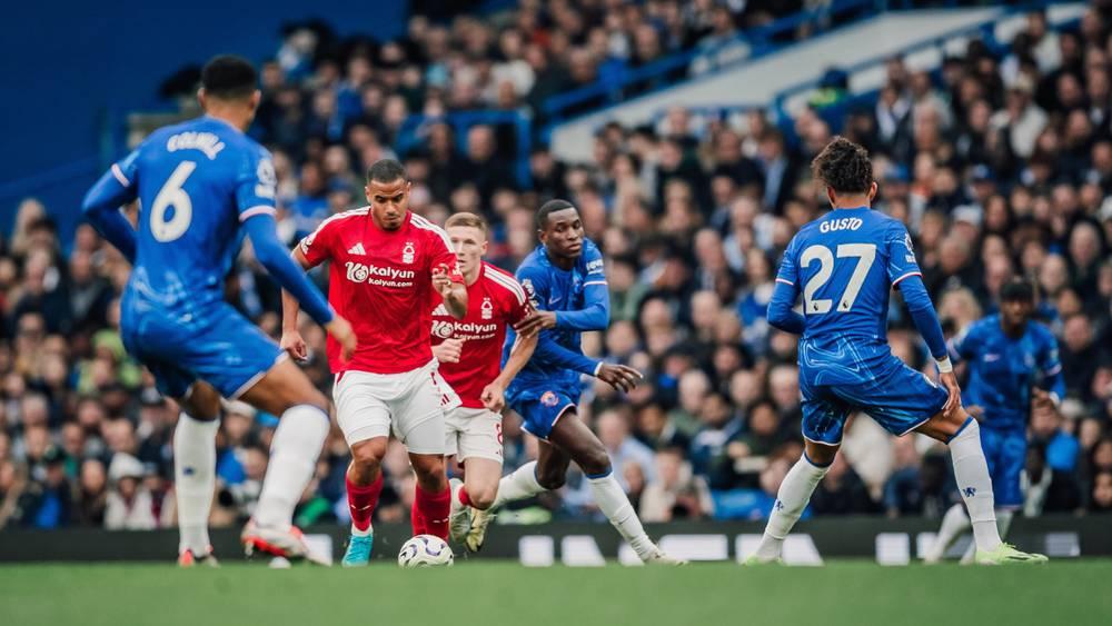 "البريمير ليغ"/ أستون فيلا وتشيلسي يهدران فرصة مواصلة ملاحقة فرق المقدمة