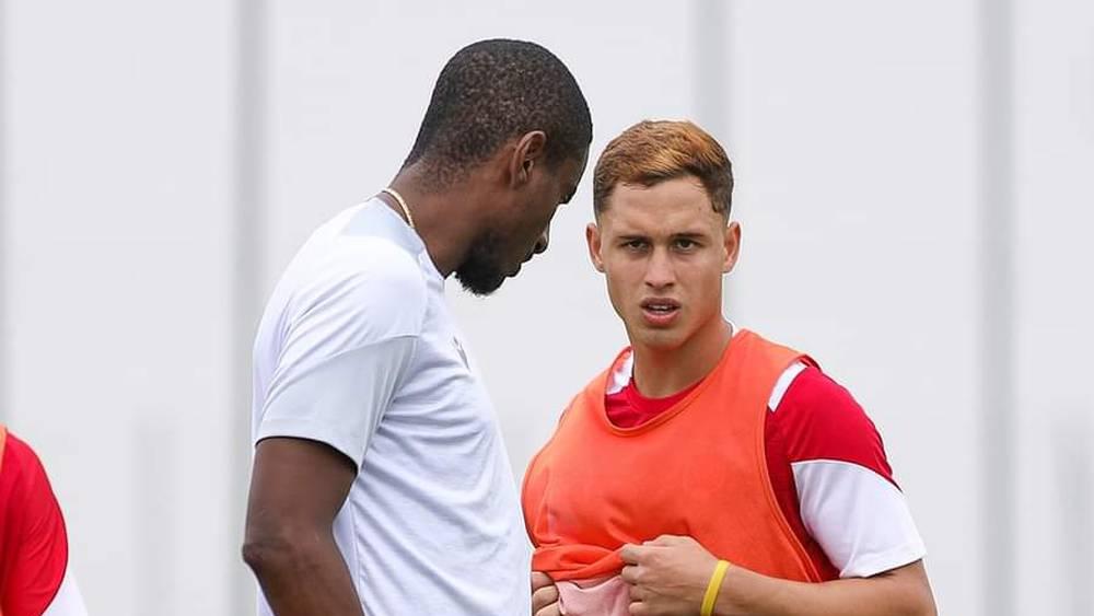 الوداد يستأنف تداريبه بمركب "ويلنس" بحضور بعض لاعبي فئة الأمل استعدادا لمواجهة شباب السوالم في كأس التميز