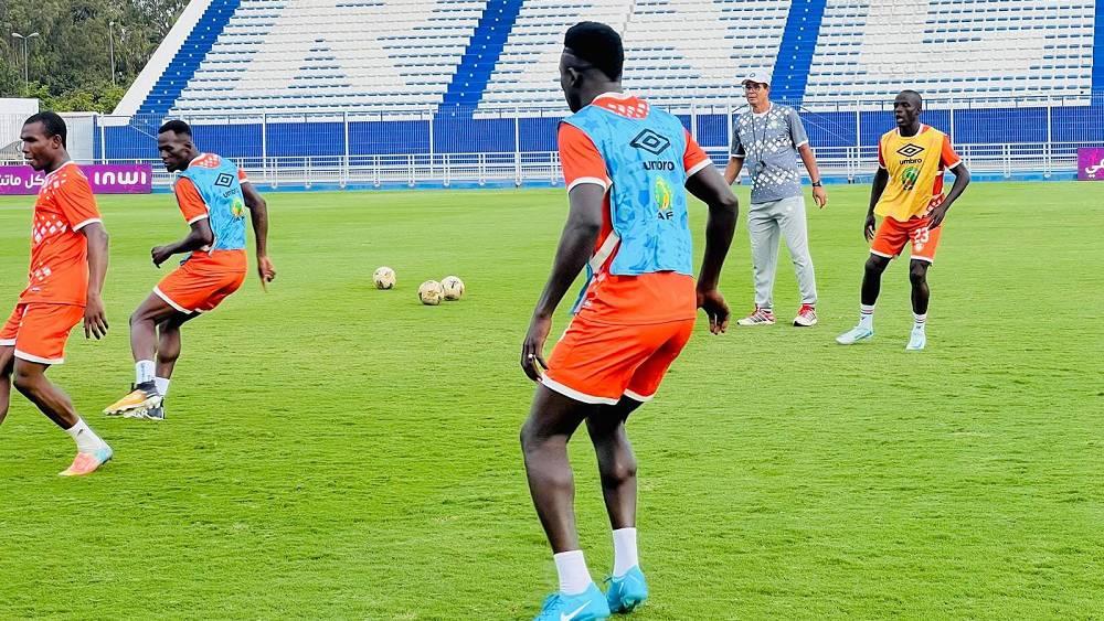 بقيادة الزاكي.. منتخب النيجر يجري معسكرا تدريبيا بالدار البيضاء استعدادا لمواجهة أنغولا في تصفيات "كان 2025"