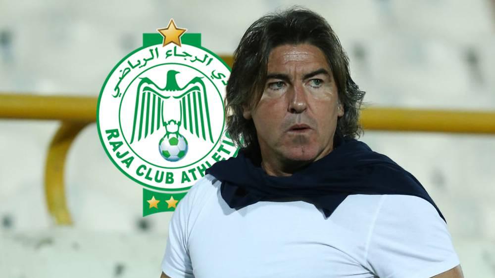 الرجاء يكمل إجراءات التوقيع مع سابينتو وطاقمه قبل قليل في أكاديمية النادي