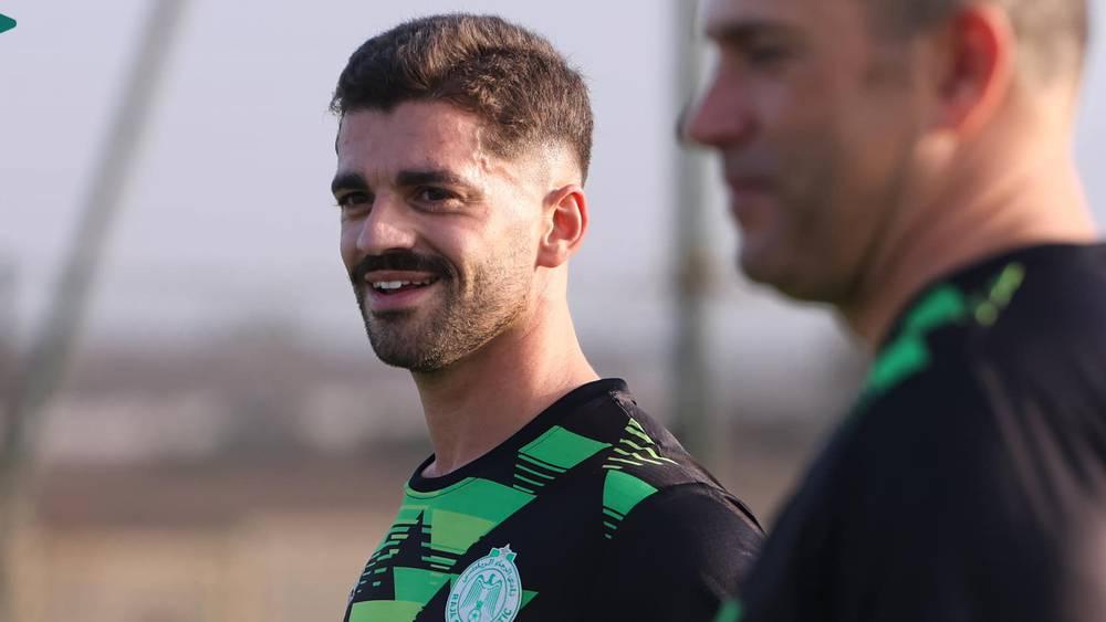 الرجاء يعلن تعاقده مع المعد البدني ديوغو كارفاليو خلفا للتونسي عمر بن ونيس