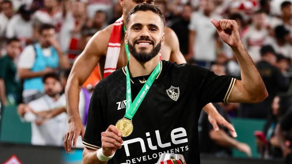 بنتايك حاضر رفقة الزمالك في السوبر المصري وفريقه ينفي ما تم تداوله بشأنه مؤخرا