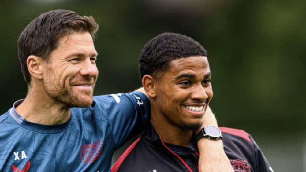 "بيلد"/ باير ليفركوزن في محادثات مع أمين عدلي لتمديد عقده مع النادي