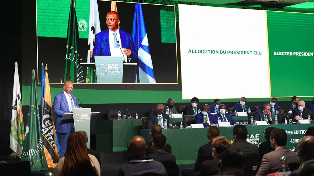 التقرير المالي للكاف يكشف تراجع مداخيل الأخير إلى 109 مليون دولار وانخفاض إجمالي الخسارة إلى 9.2 مليون دولار