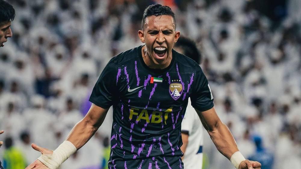 إجماع محللين عرب على أحقية رحيمي بالكرة الذهبية