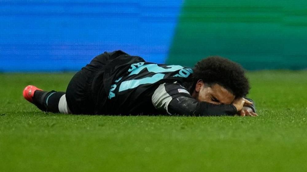 تشابي ألونسو: "قلقون بشأن إصابة أمين عدلي إنه يتألم كثيرا"