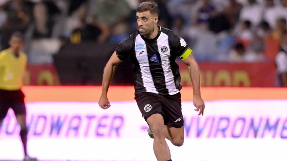 بعد إهداره ركلة جزاء أمام النصر.. حمد الله يعود لهز الشباك ويحرز هدفا ويقدم "أسيست" في فوز الشباب على العروبة (0-3)