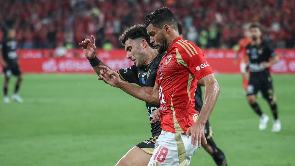 الأهلي يُتوج بطلا لكأس السوبر المصري للمرة الـ15 في تاريخه بعد فوزه على الزمالك بركلات الترجيح (7-6)