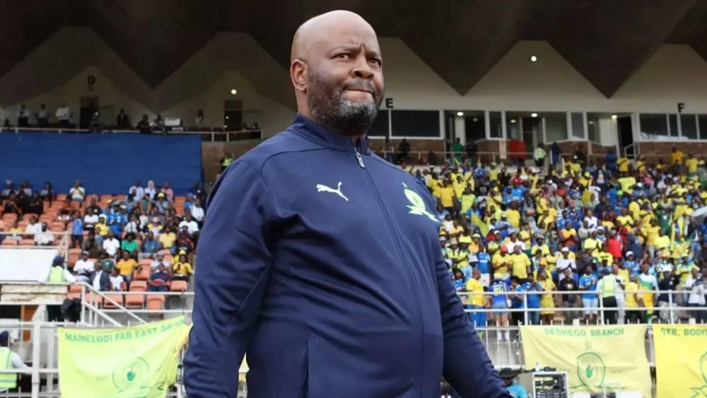 مدرب سان داونز يدق ناقوس الخطر قبل مبارتي الرجاء والجيش: "الأمور لا تسير كما نريد ويجب أن نشعر بالقلق"