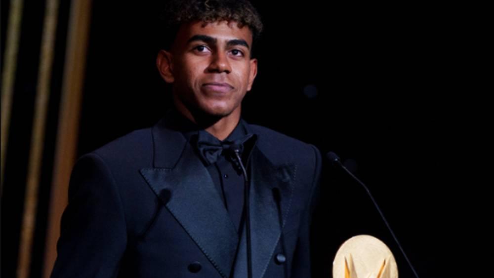 لامين يامال يفوز بجائزة "كوبا" لأفضل لاعب شاب لسنة 2024