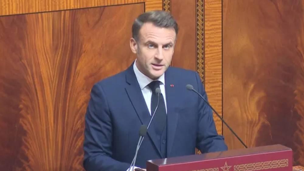 الرئيس الفرنسي ماكرون: "اللاعبون المغاربة يبهرون في الدوري الفرنسي وآمل أن تكون استضافة المغرب لمونديال 2030 النجاح الذي نتطلع إليه"