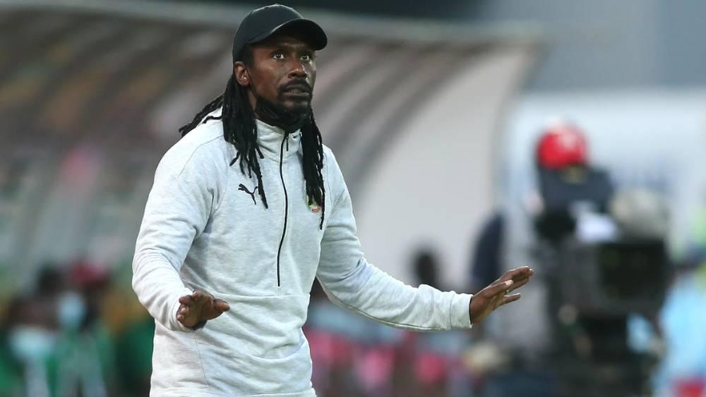 وزيرة الرياضة السنغالية عن عدم التجديد مع أليو سيسي: "انتهى العقد ولم تُحقَّق الأهداف أبرزها الفوز بكأس أفريقيا الأخيرة"