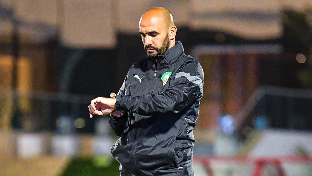 الركراكي يتابع الحالة الصحية للاعبي المنتخب المغربي المصابين قبل الإعلان عن قائمة مبارتي الغابون وليسوتو