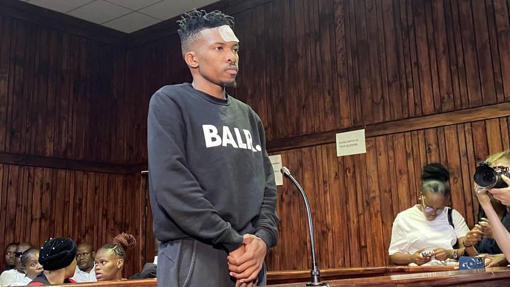 بعد دفعه لـ20 ألف راند (11 ألف درهم مغربي).. متابعة لاعب سيخوخون يونايتد الجنوب أفريقي في حالة سراح عقب تسببه في مقتل فتاة وإصابة طفل آخر في حادث سير!