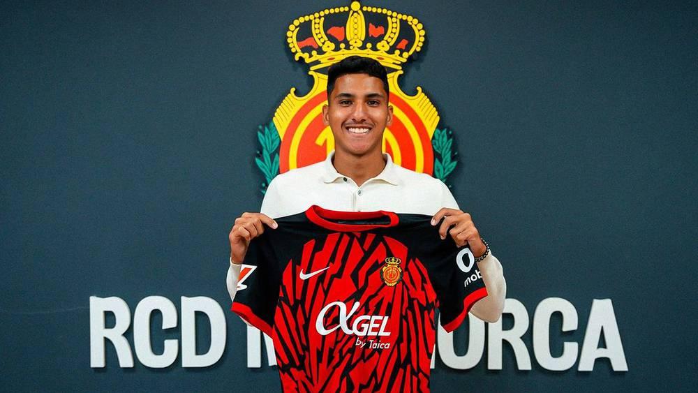 لاعب المنتخب المغربي تحت 20 سنة سيف الدين شلاغمو ينتقل إلى ريال مايوركا الإسباني