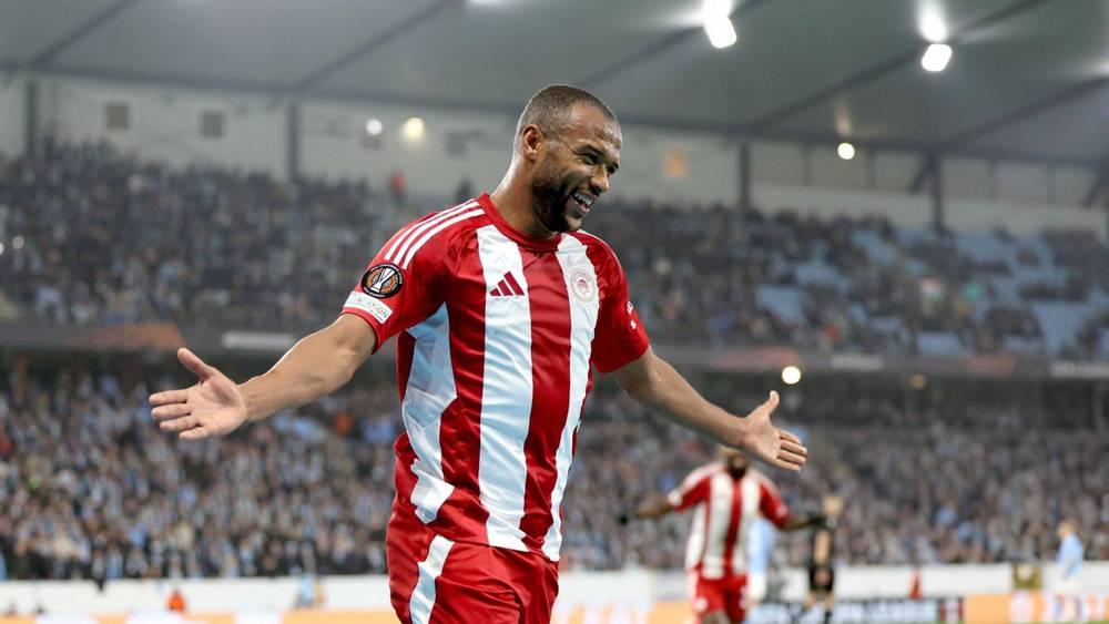 16 هدفا في 14 مباراة.. الكعبي يواصل التألق في الدوري الأوروبي منذ التحاقه بأولمبياكوس