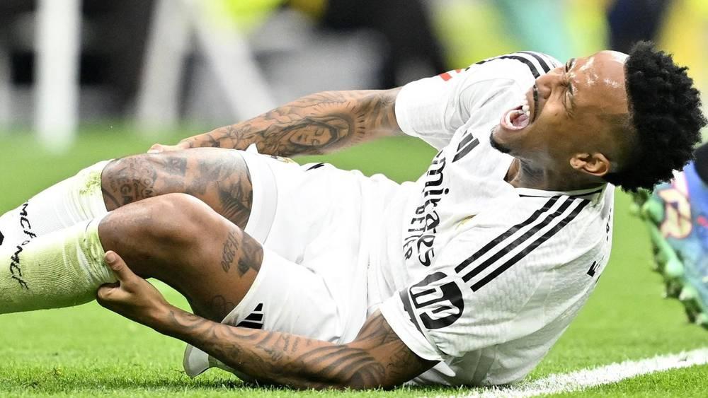 رسميا/ ريال مدريد يعلن إصابة ميليتاو بتمزق كامل في الرباط الصليبي الأمامي لركبته اليمنى وخضوعه لعملية جراحية