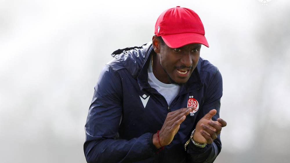 موكوينا: "شاهدت بعض مباريات الرجاء.. إنه فريق ممتاز و'الديربي' سيكون جيداً أمامه"