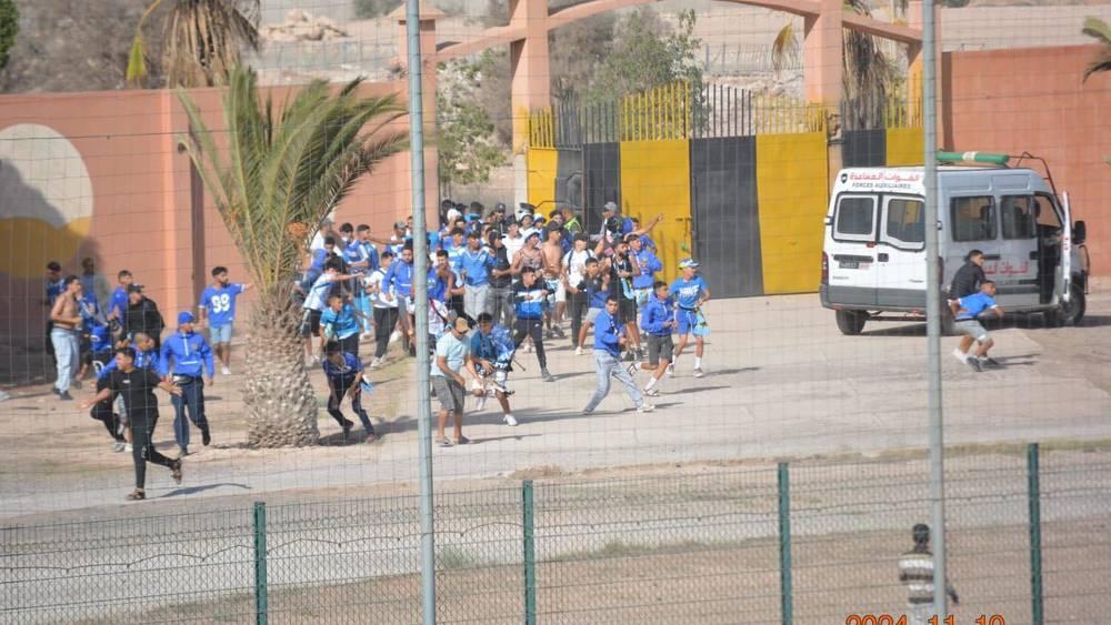 اللجنة التأديبية تُقرر خسارة ا. أمل تزنيت (0-3) وتغريمه 10 آلاف درهم بعد أحداث شغب مواجهة شباب هوارة