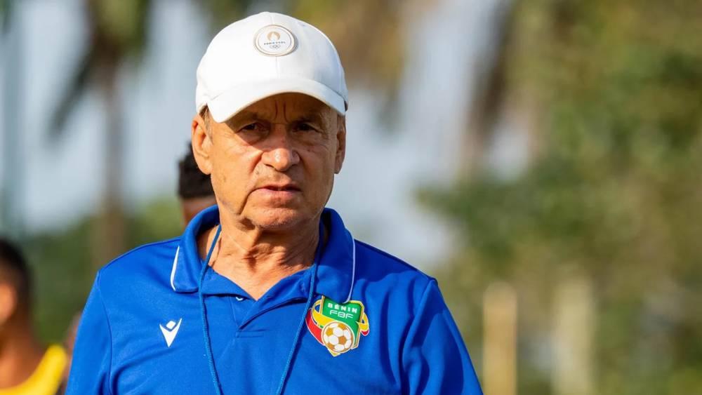 مدرب منتخب البنين: "الشرطة الليبية اعتدت علينا بالضرب"