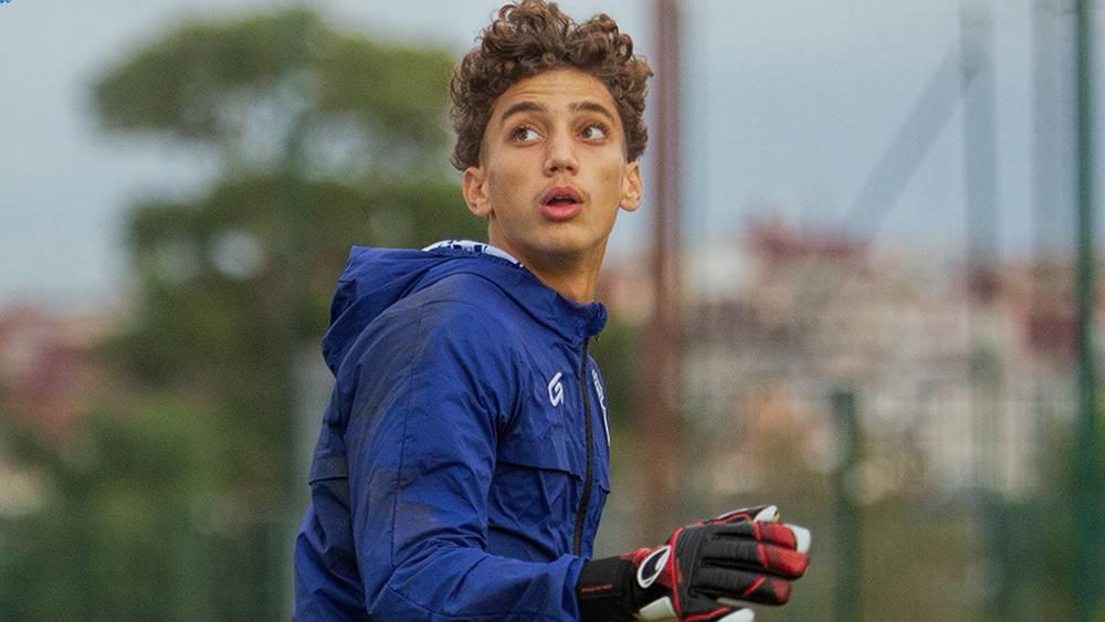 اتحاد طنجة يستبعد الحارس رايان أزواغ من قائمة الفريق أمام اتحاد تواركة