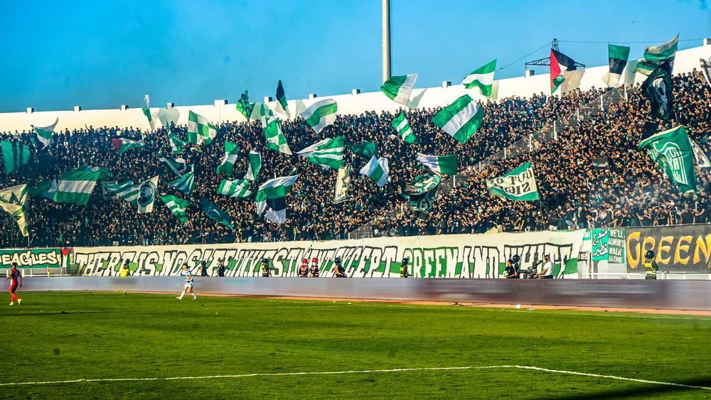 "الكورفا سود" تدق ناقوس الخطر وتؤكد أن الرجاء يواجه خطر موسم صفري والإدارة واللاعبون في قفص الاتهام!