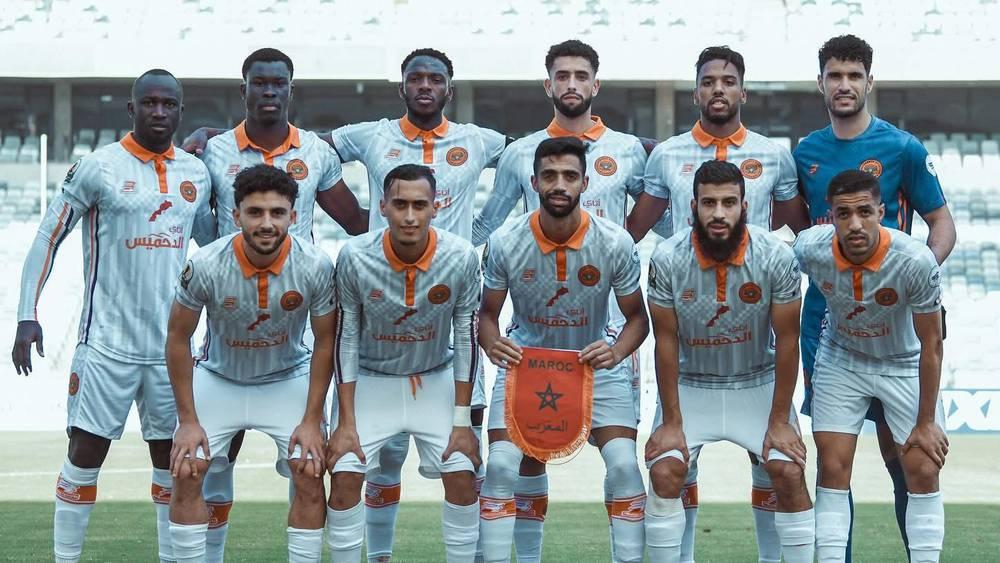 "الكاف" يستبعد نهضة بركان من القائمة النهائية المرشحة لجائزة "فريق السنة" بأفريقيا لـ2024