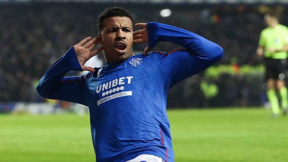 خاص/ إيغامان حاضر في قمة رينجرز وسلتيك بعد غدٍ الأحد وتغييره أمام توتنهام كان إجراءً احترازياً بعد شعوره بانزعاج عضلي