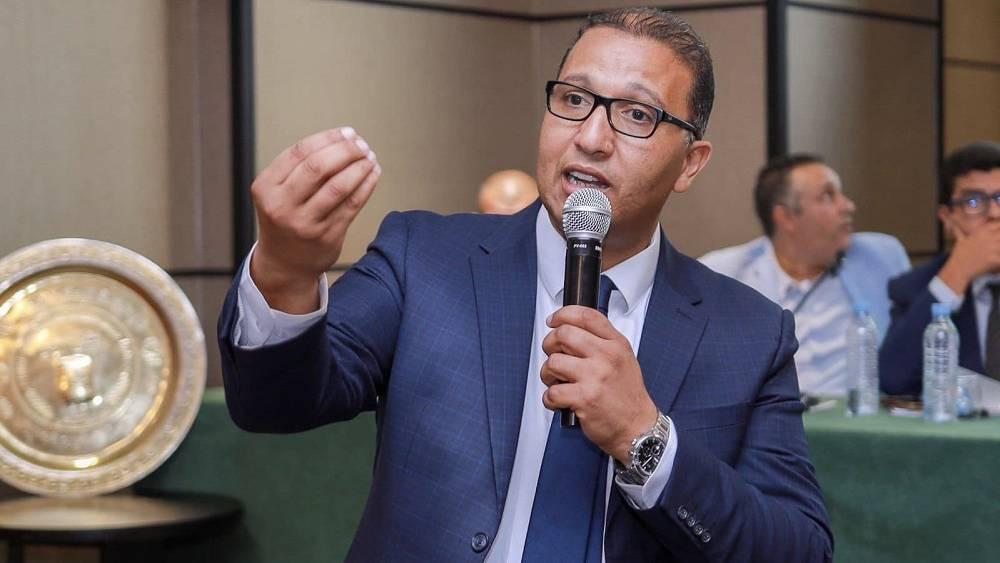 من بينها تعيين عبد الصادق مساعدا للمدرب والتعاقد مع مدير رياضي.. المكتب المديري للرجاء يتخذ قرارات جديدة بسبب النتائج السلبية للفريق