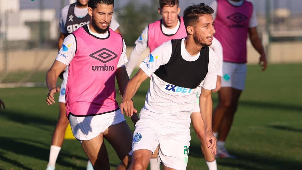 بوزوق يغيب عن تداريب الرجاء ليوم أمس الثلاثاء قبل مواجهة اتحاد تواركة