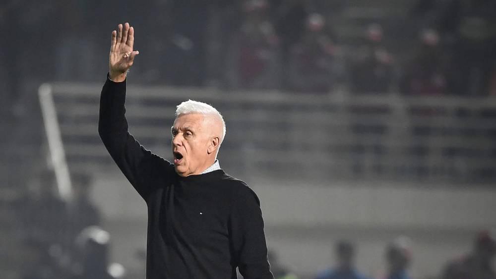 فيلود: "نحتاج للصبر لأننا نحاول إدارة هذه الفترة الصعبة بأفضل طريقة ممكنة نظرا لتراكم المباريات"