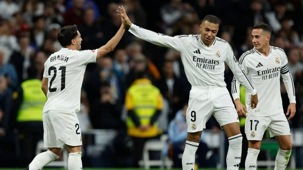 دياز: "مبابي أوفى بوعده وقدّم لي تمريرة حاسمة ومسرور بالهدف والانتصار"