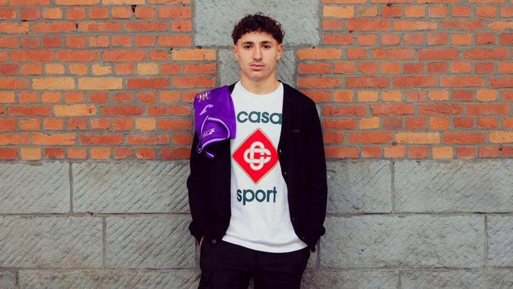 رسمياً/ المغربي أنس تاجاورت (19 سنة) يمدّد عقده مع أندرلخت البلجيكي حتى صيف 2029