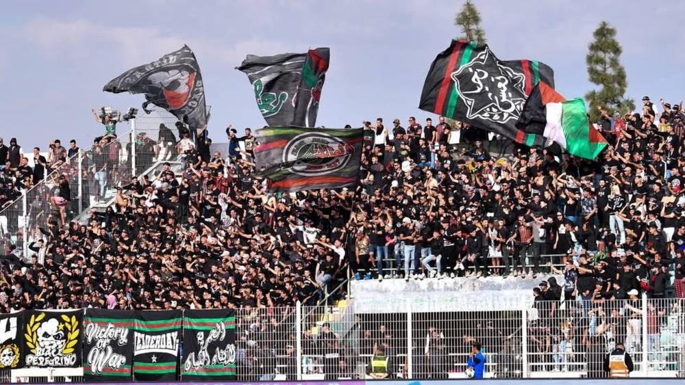 "الكاف" يعاقب الجيش الملكي بغرامة مالية قدرها 15 ألف دولار