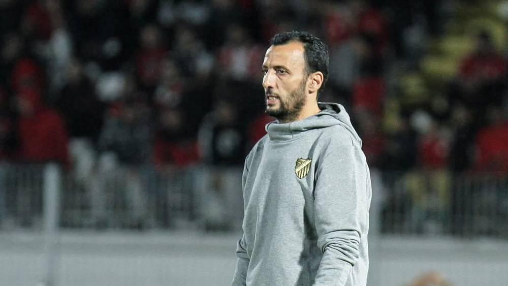 أكرم الروماني مرشح للاستمرار في قيادة المغرب الفاسي بعد الفوز الكبير على الوداد