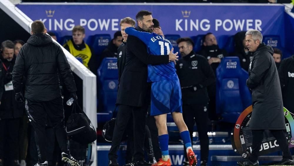 فان نيستلروي (مدرب ليستر سيتي): "الخنوس يملك أسلوبا وموهبة استثنائية وطريقة لعبنا تناسبه"