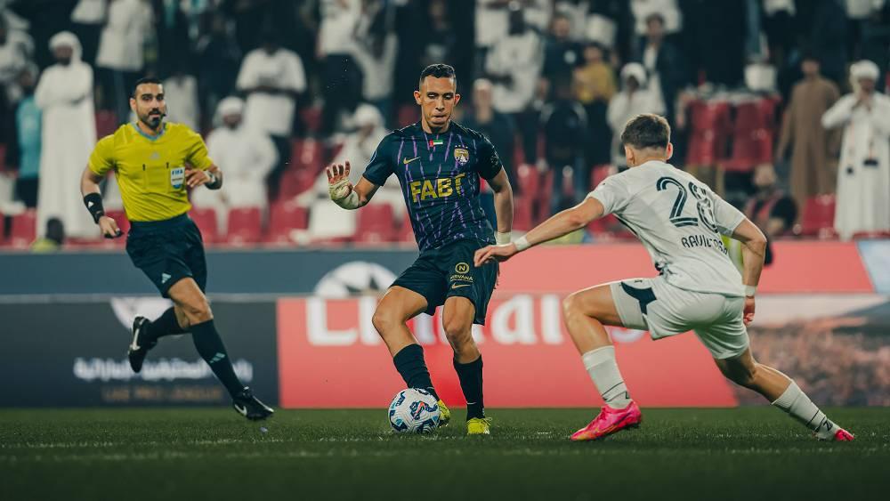 بمشاركة رحيمي كأساسي.. عموتة يقود الجزيرة إلى نصف نهائي كأس الإمارات بعد الفوز على العين بالركلات الترجيحية (4-2)