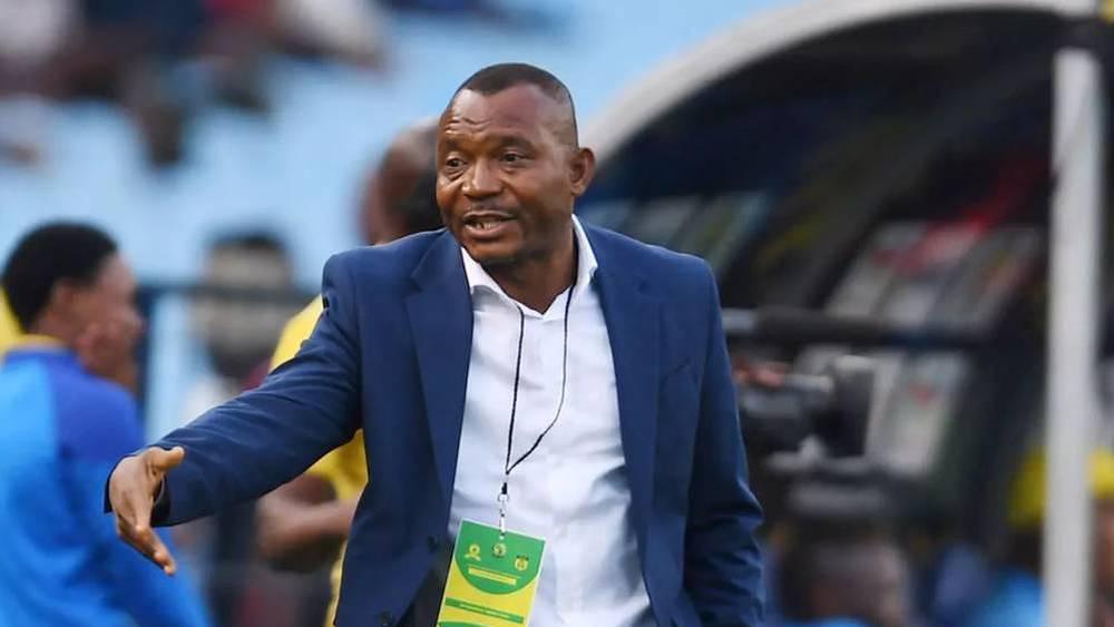 مدرب مانييما: "سنبحث عن الفوز أو التعادل على الأقل أمام الجيش الملكي"